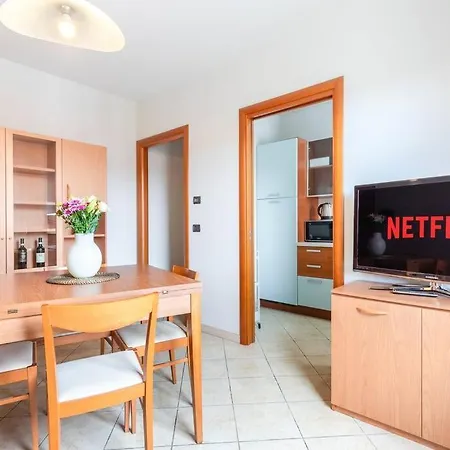 Apartment Grazioso In Alba Alba (Piedmont)